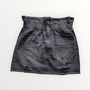 Black skirt Bridge by gly